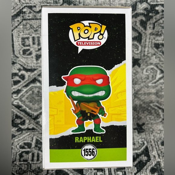 Funko POP! Television: Teenage Mutant Ninja Turtles - Raphael - Picture 4 of 6